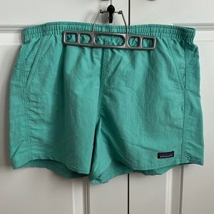 Patagonia Shorts Women’s L